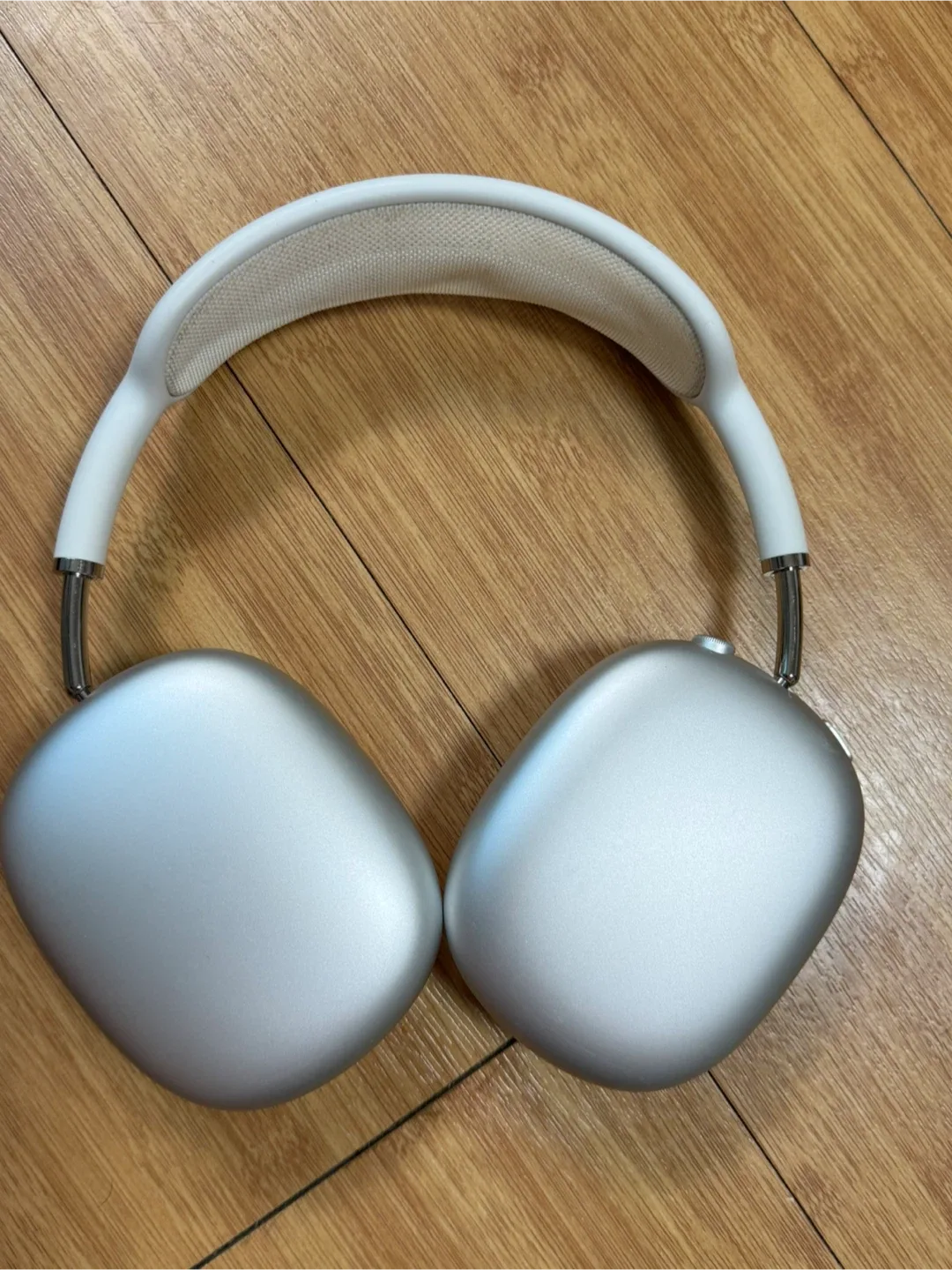 애플 에어팟 맥스 실버 헤드폰
