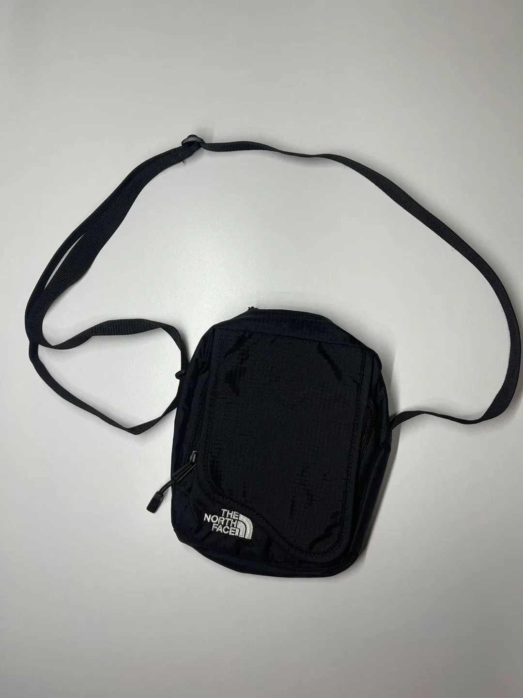 노스페이스 미니 크로스백 블랙