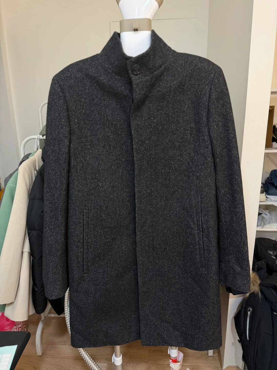 theory 코트 판매합니다