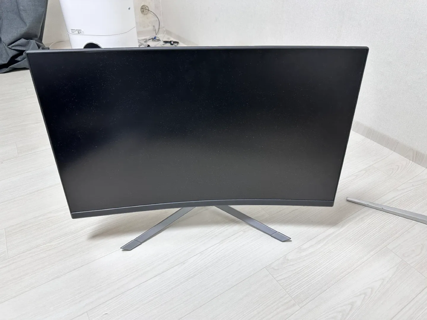 한성 커브드 게이밍 모니터 27인치 전원케이블 X