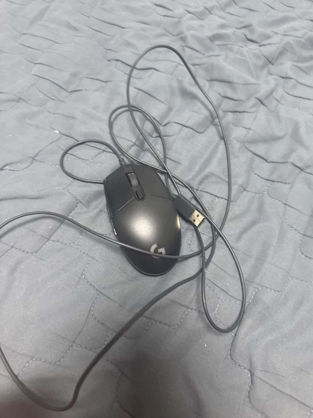 로지텍 G102 게이밍 마우스