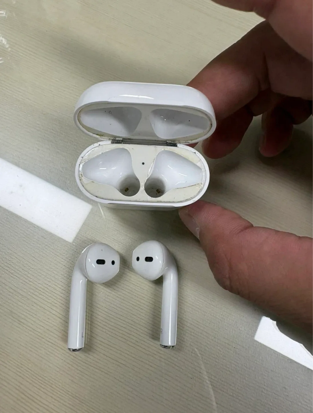 애플 에어팟 2세대