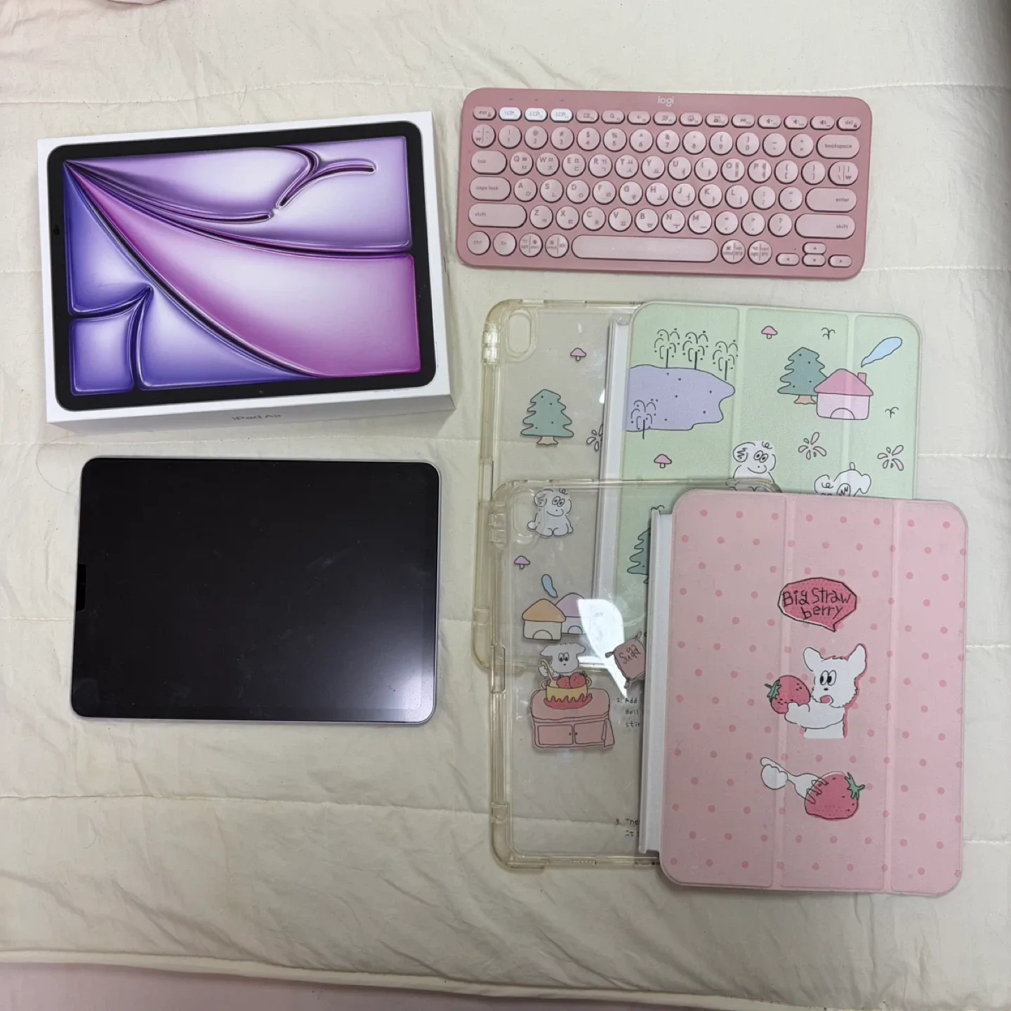 아이패드 에어 11(M2) 128 퍼플 + 로지텍 키보드 + 케이스 2개 일괄