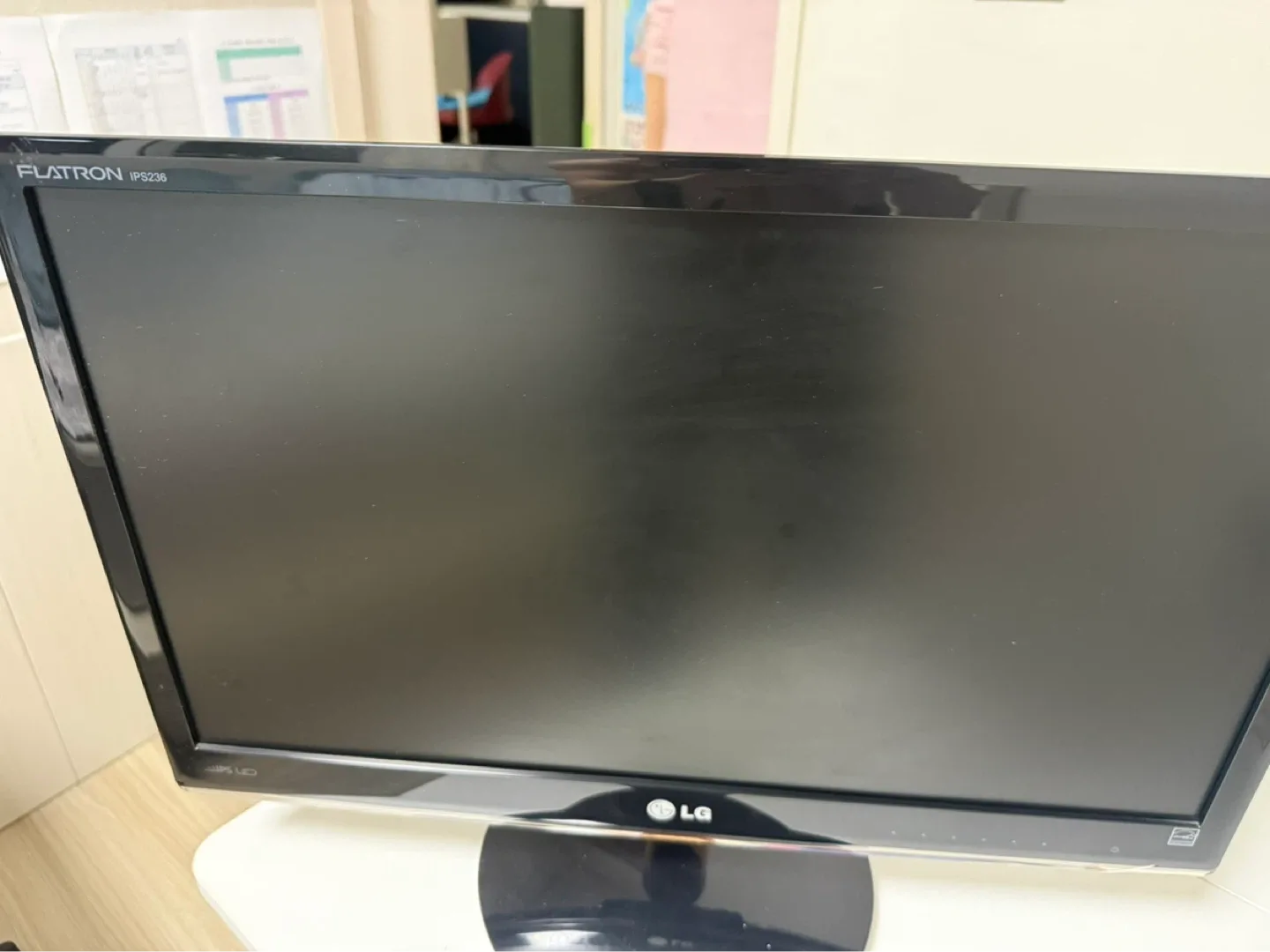 LG Flatron IPS236 23인치 모니터 팝니다