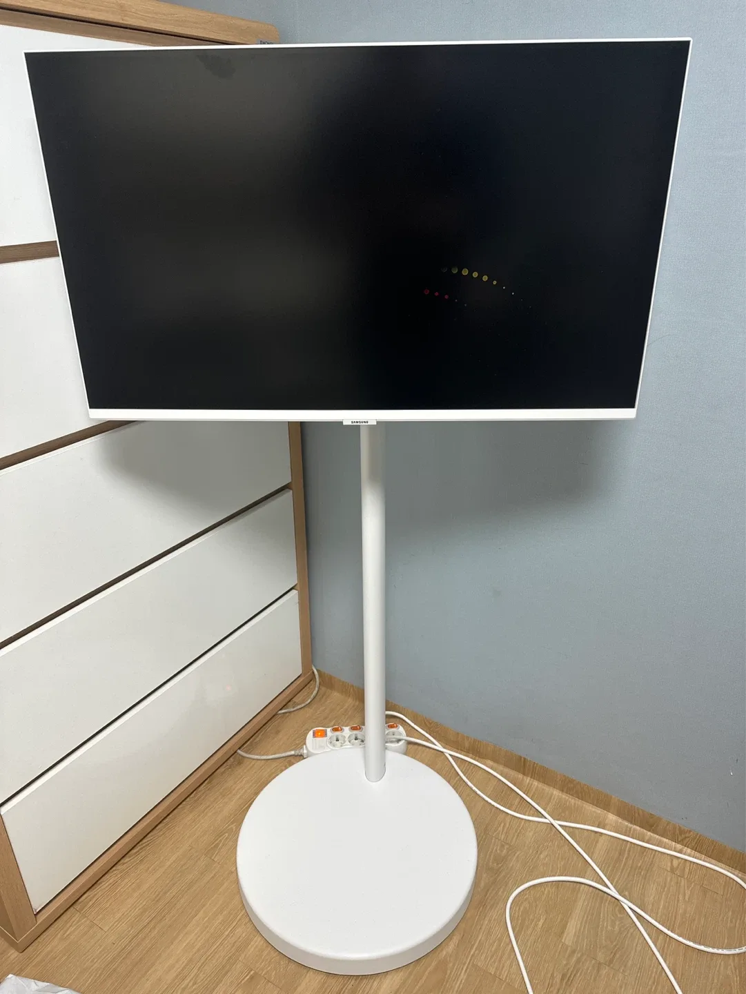 삼탠바이미 삼성 스마트 모니터 M5 80.1cm 화이트