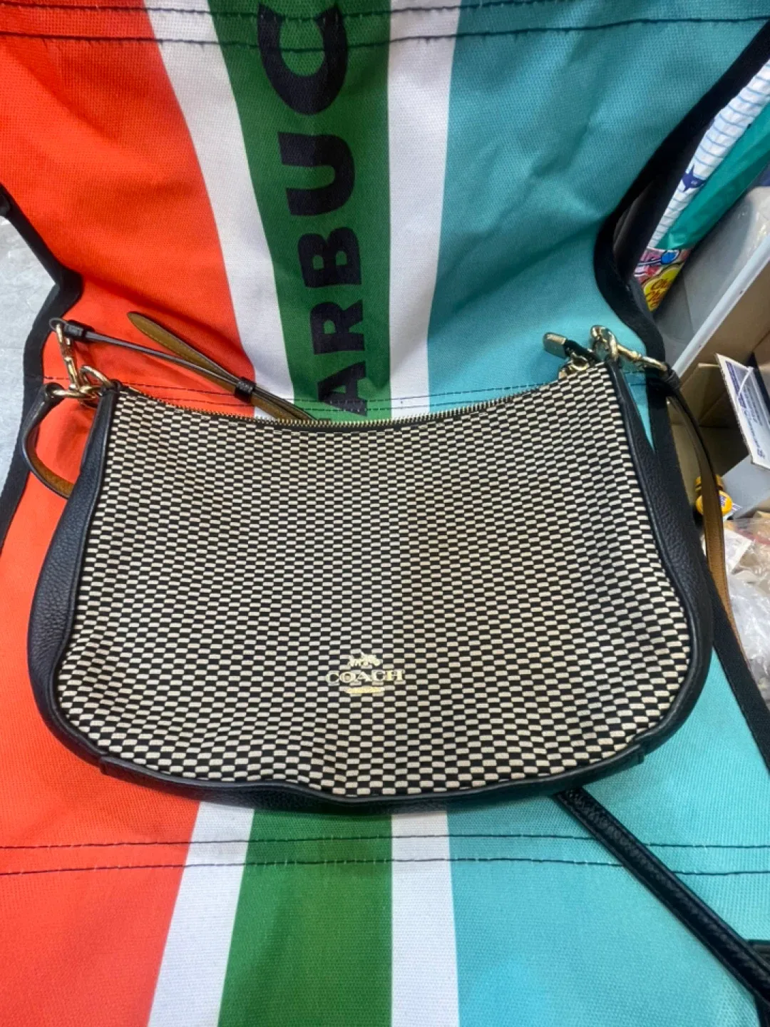 코치 첼시 크로스바디백 28892 자카드