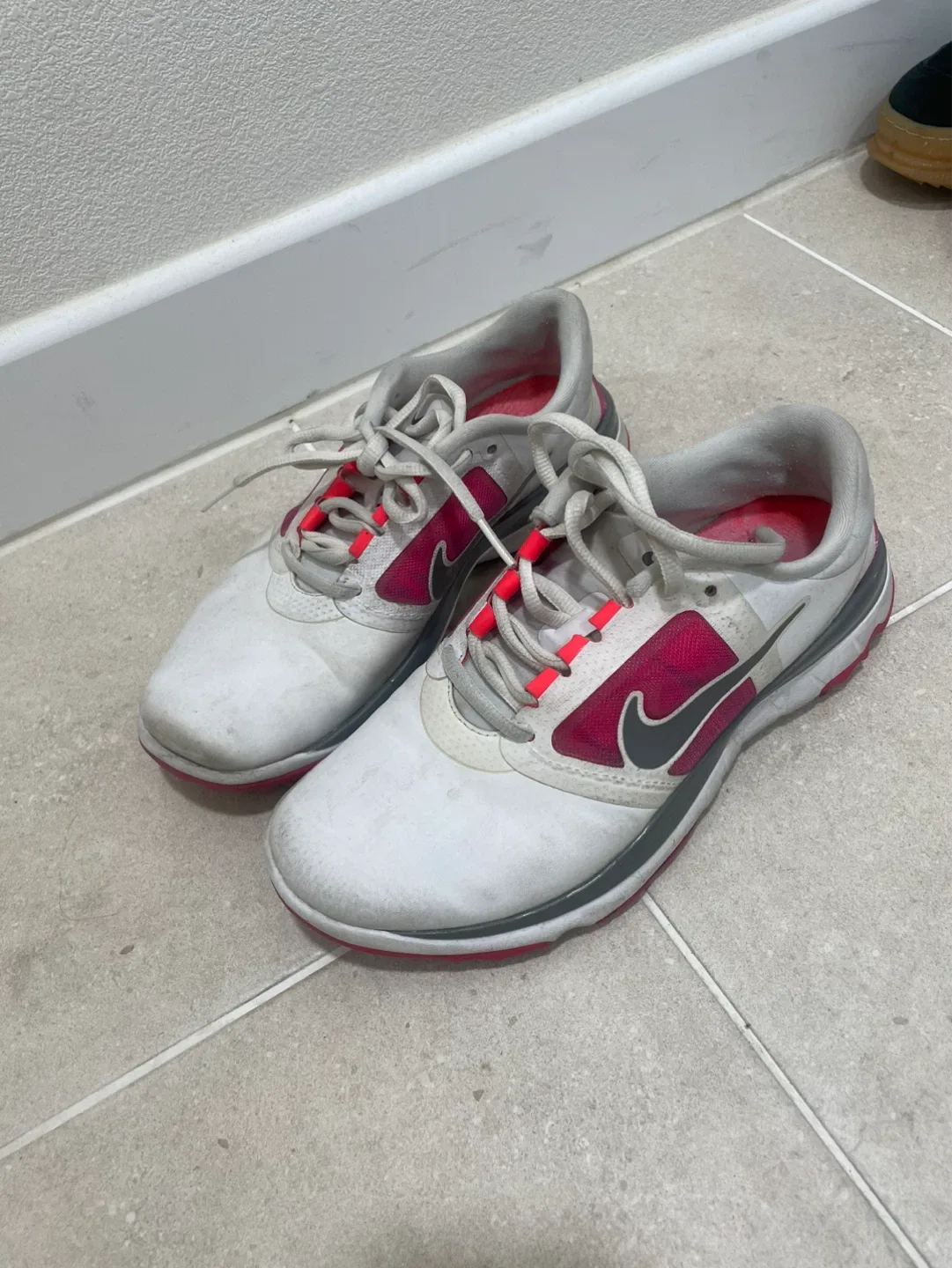 나이키 운동화 러닝화 240