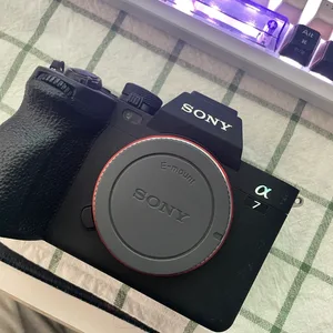 소니 A7M4 풀프레임 미러리스 카메라