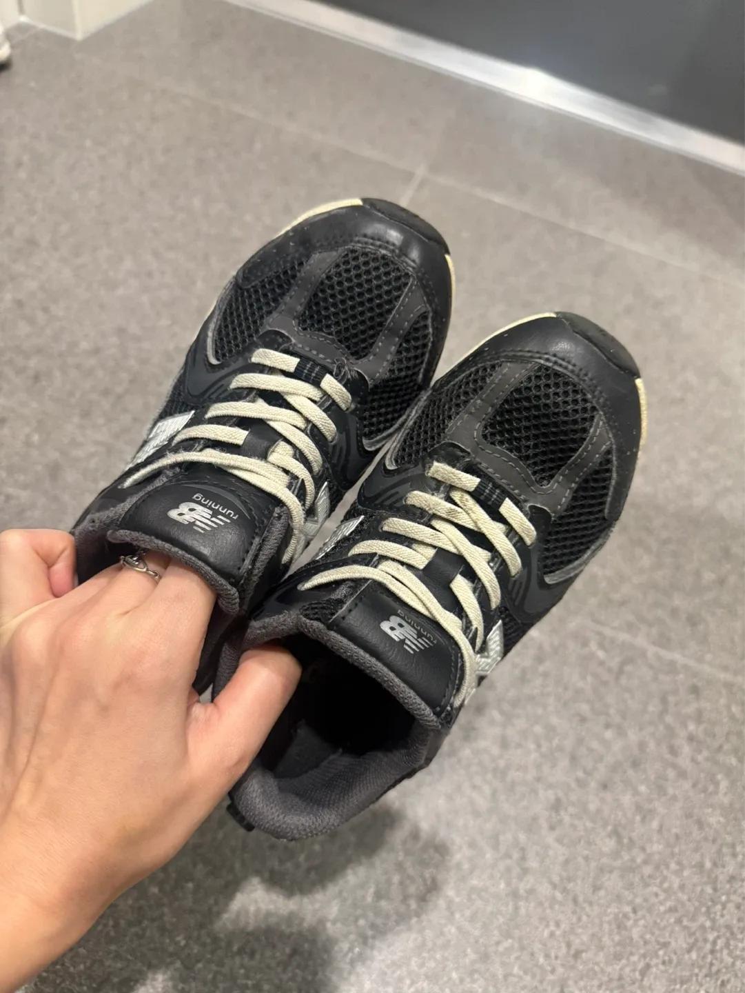 키즈 뉴발란스 530 블랙 운동화 190사이즈