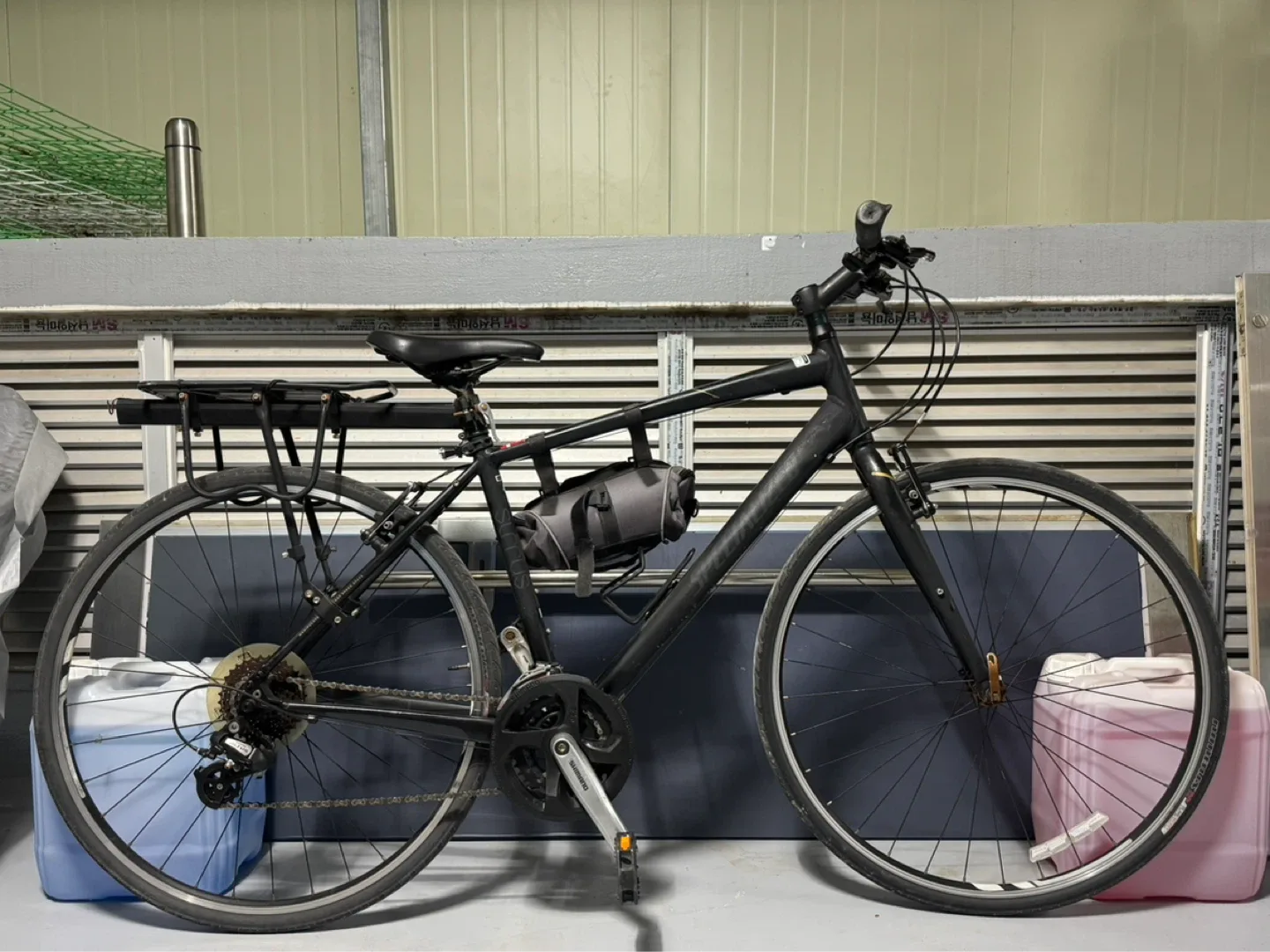 스페셜라이즈드 하이브리드 자전거