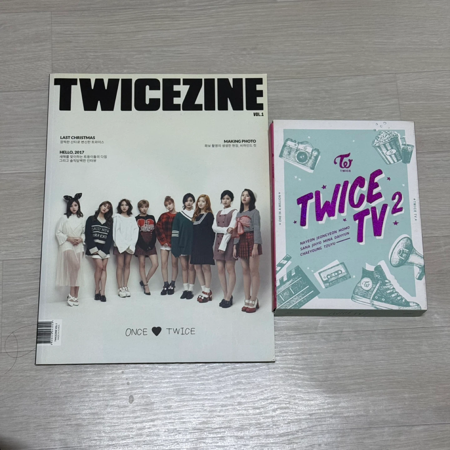 트와이스 TWICEZINE, TWICE TV2 DVD | 취미/게임/음반 | 당근 중고거래