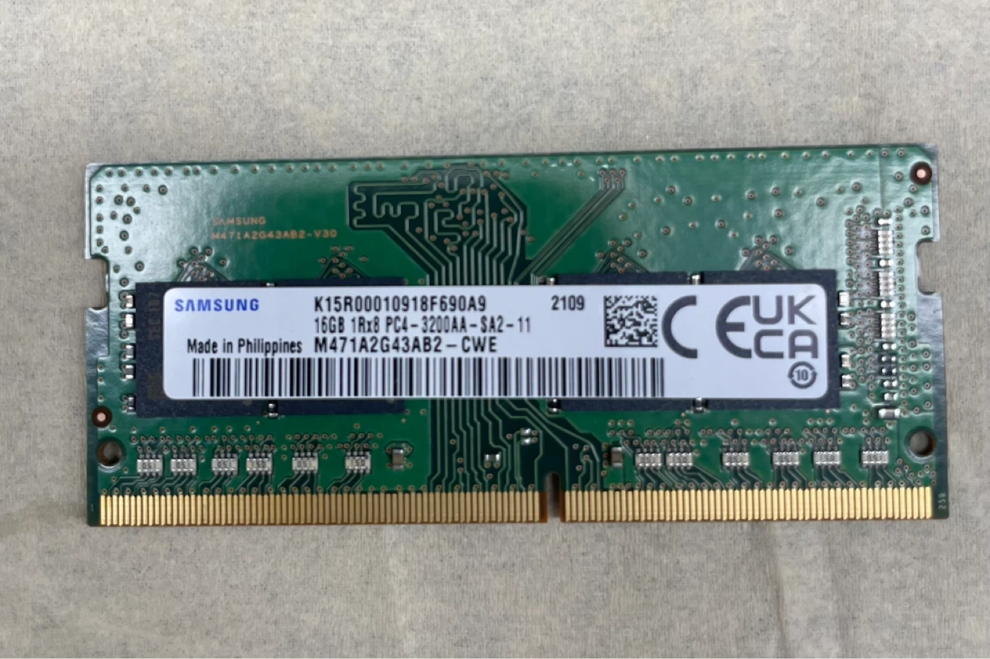 삼성 DDR4 16GB PC4-3200AA 노트북 램 팝니다.