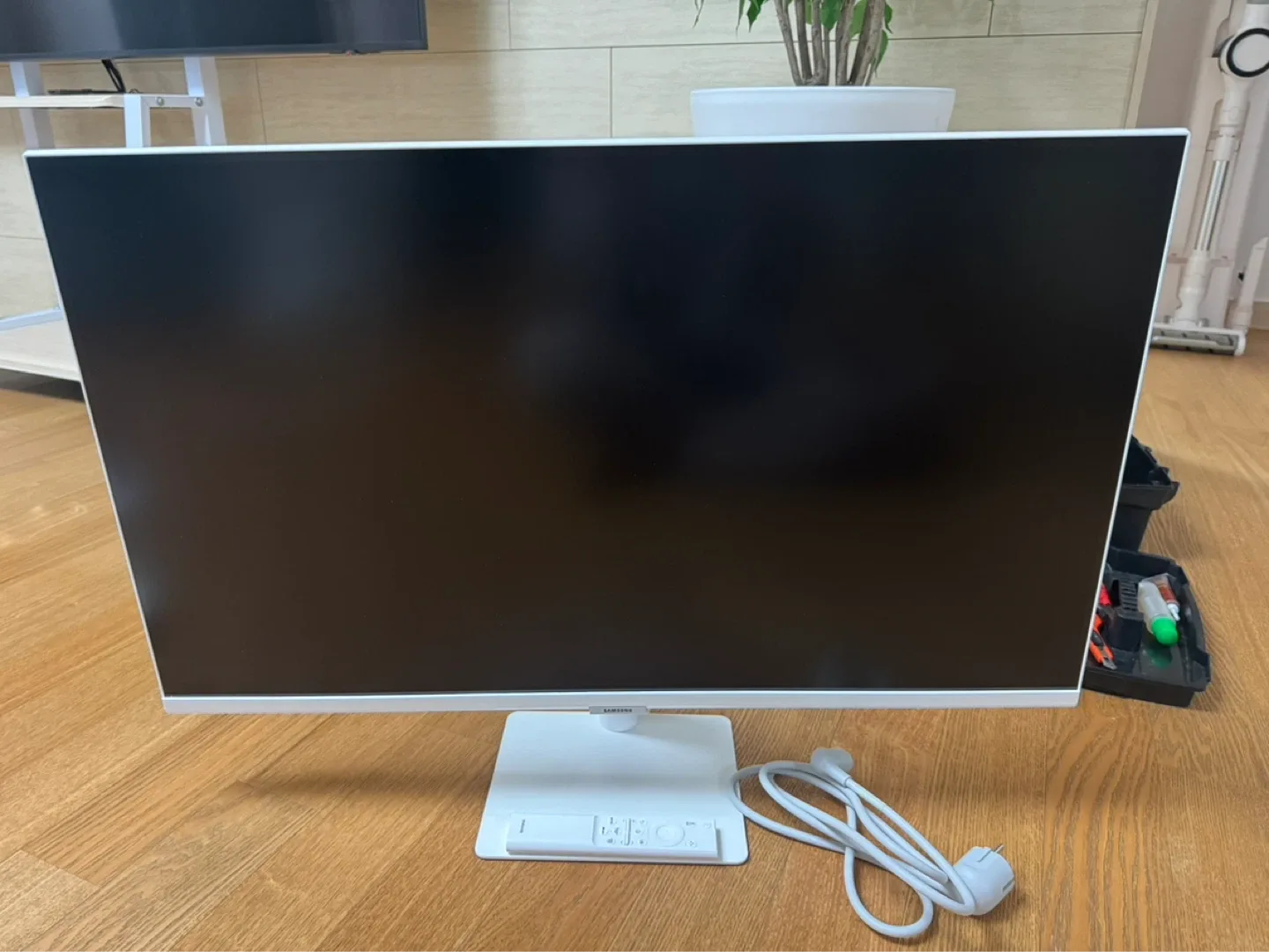 삼성 스마트 모니터 M7 32인치 화이트