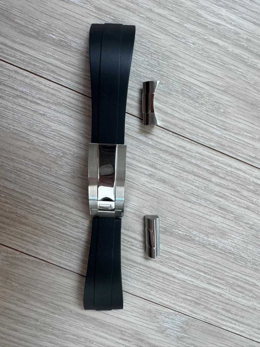 롤렉스, 튜더용 블랙 러버 스트랩 (22mm) 판매