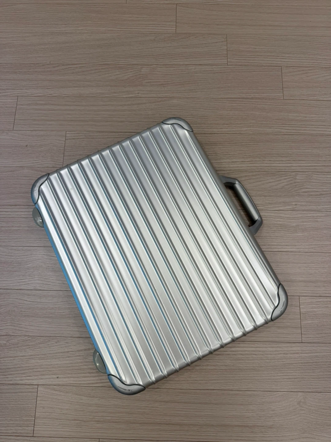 RIMOWA 실버 알루미늄 서류 가방 브리프케이스