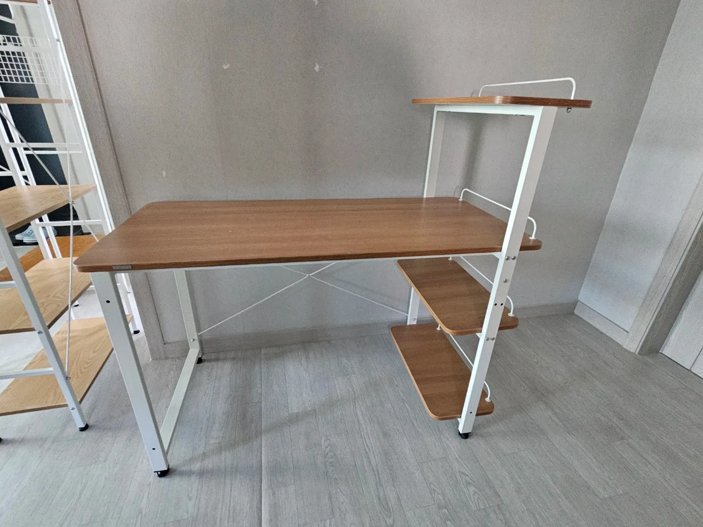 소프시스 책상 1260