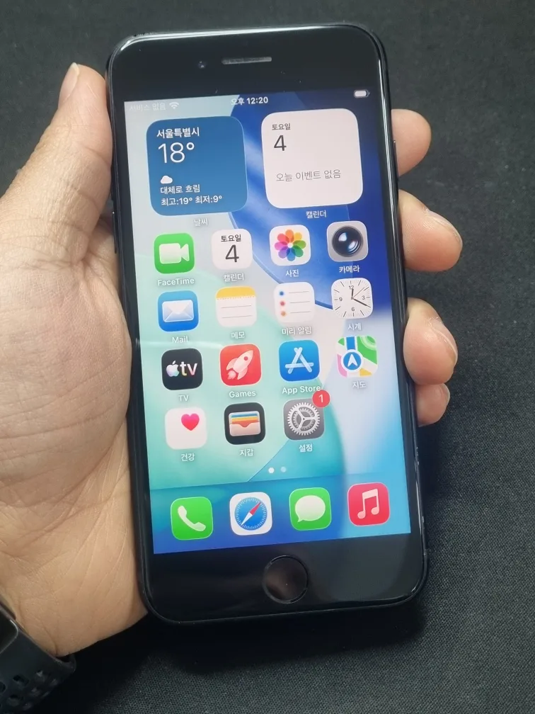 [배터리 90%] 아이폰 se3 64기가 블랙 팔아요