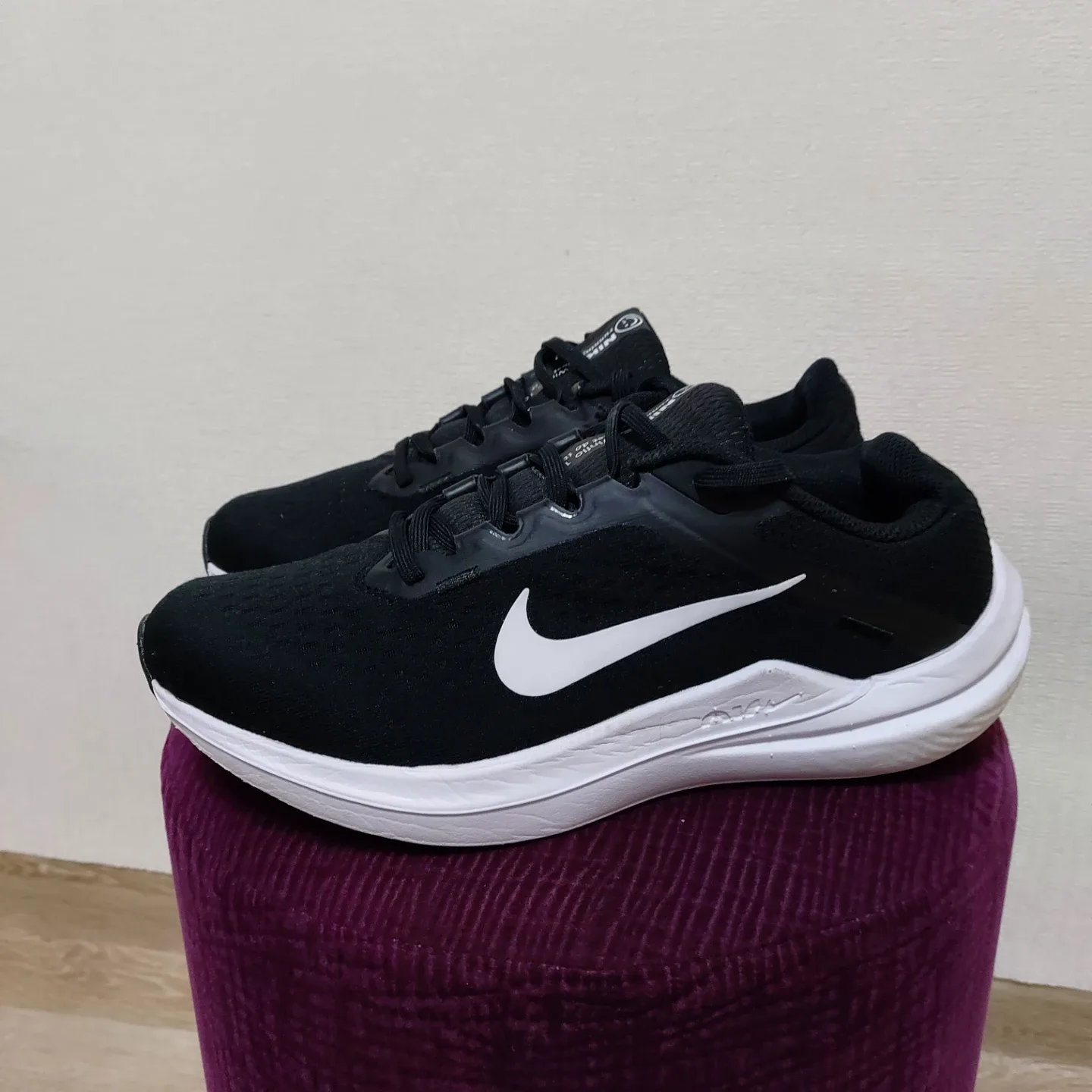 나이키 운동화 블랙 240mm