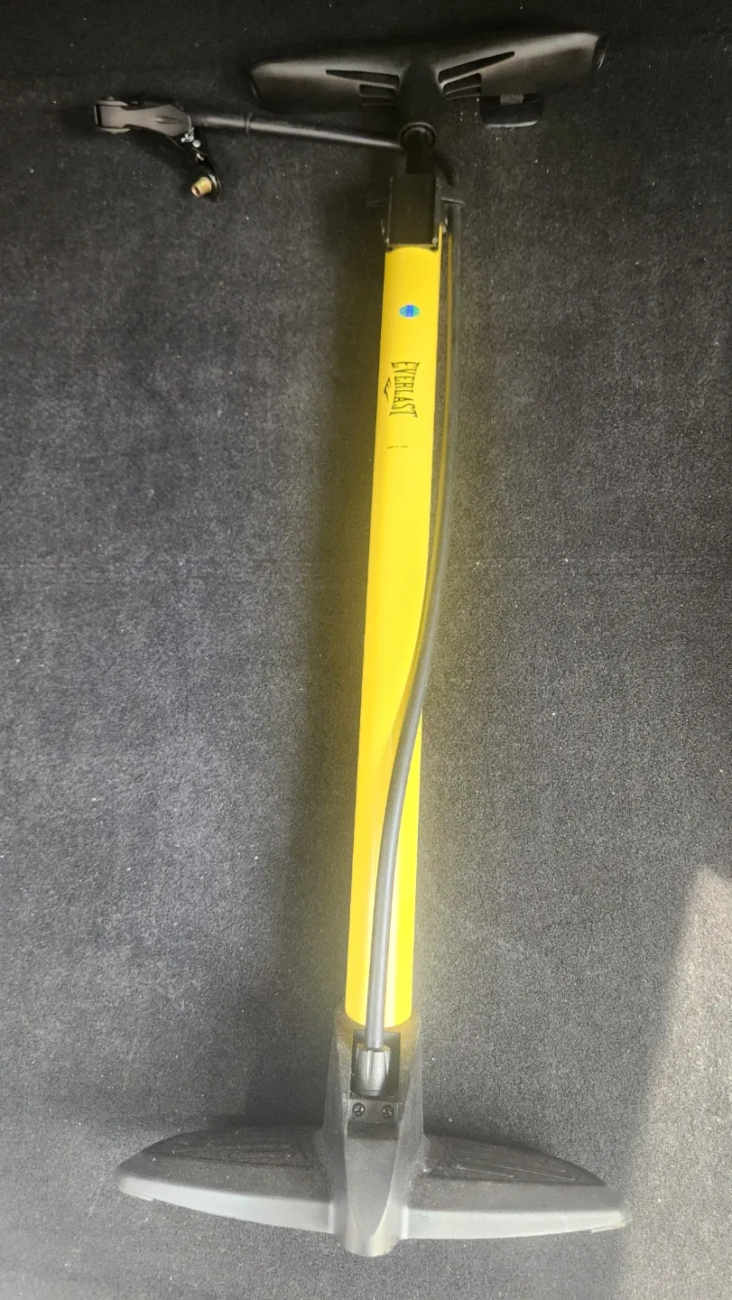 Everlast 자전거 펌프