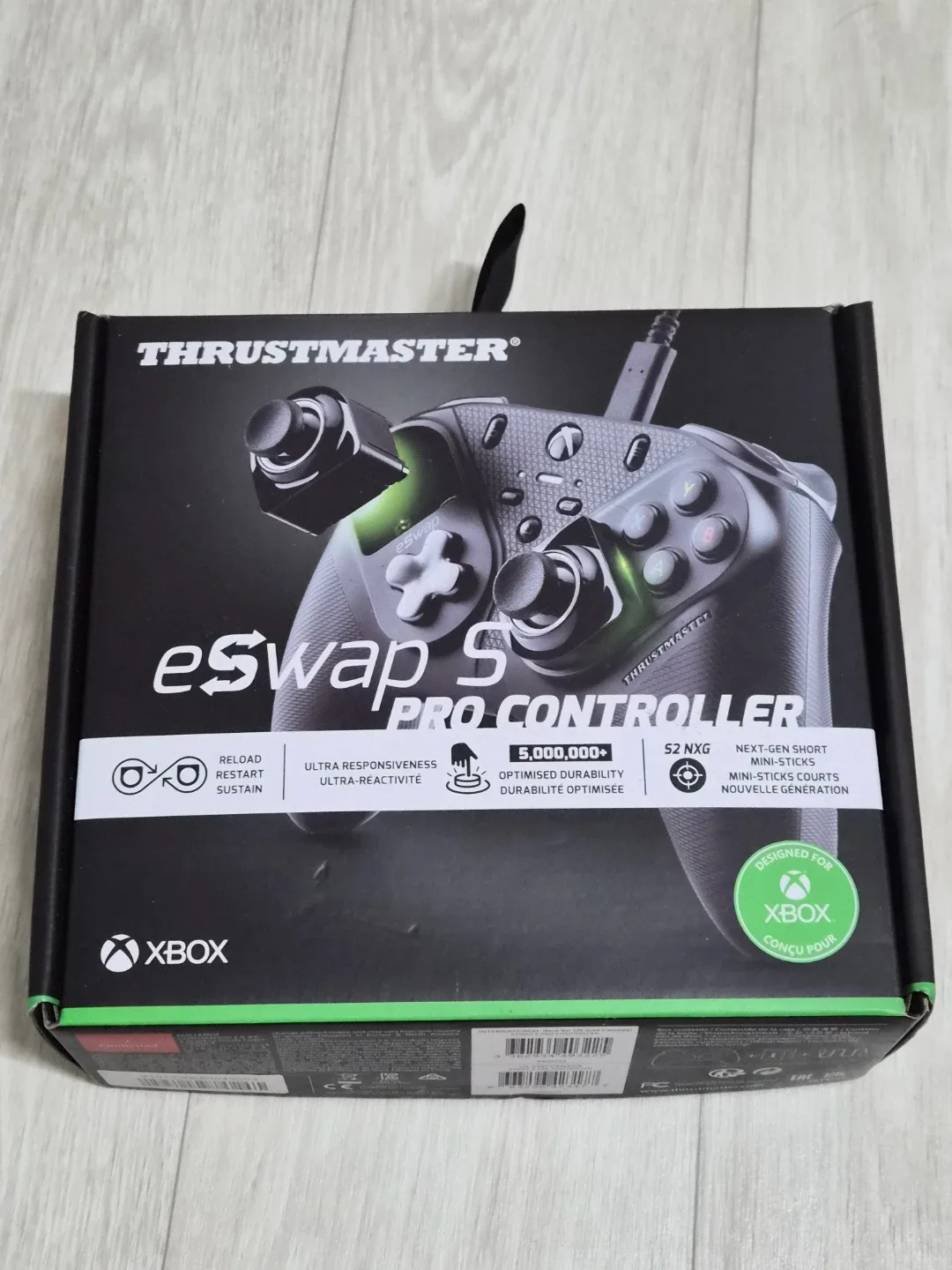 트러스트마스터 eSwap S PRO 컨트롤러 팝니다