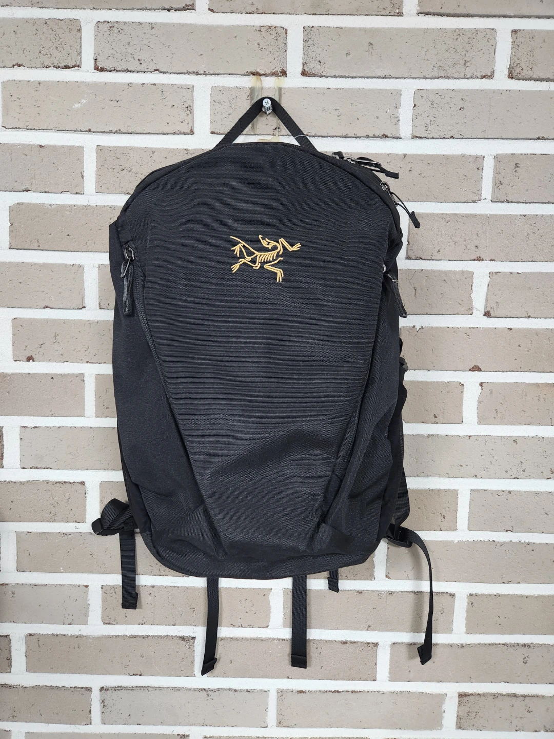아크테릭스 맨티스 26L 백팩 블랙 새상품