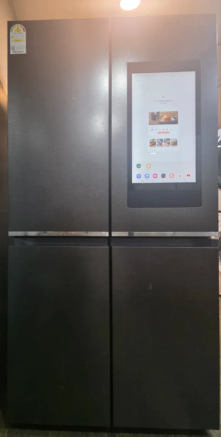 삼성 비스포크 패밀리허브 냉장고 RF85R95H3G1