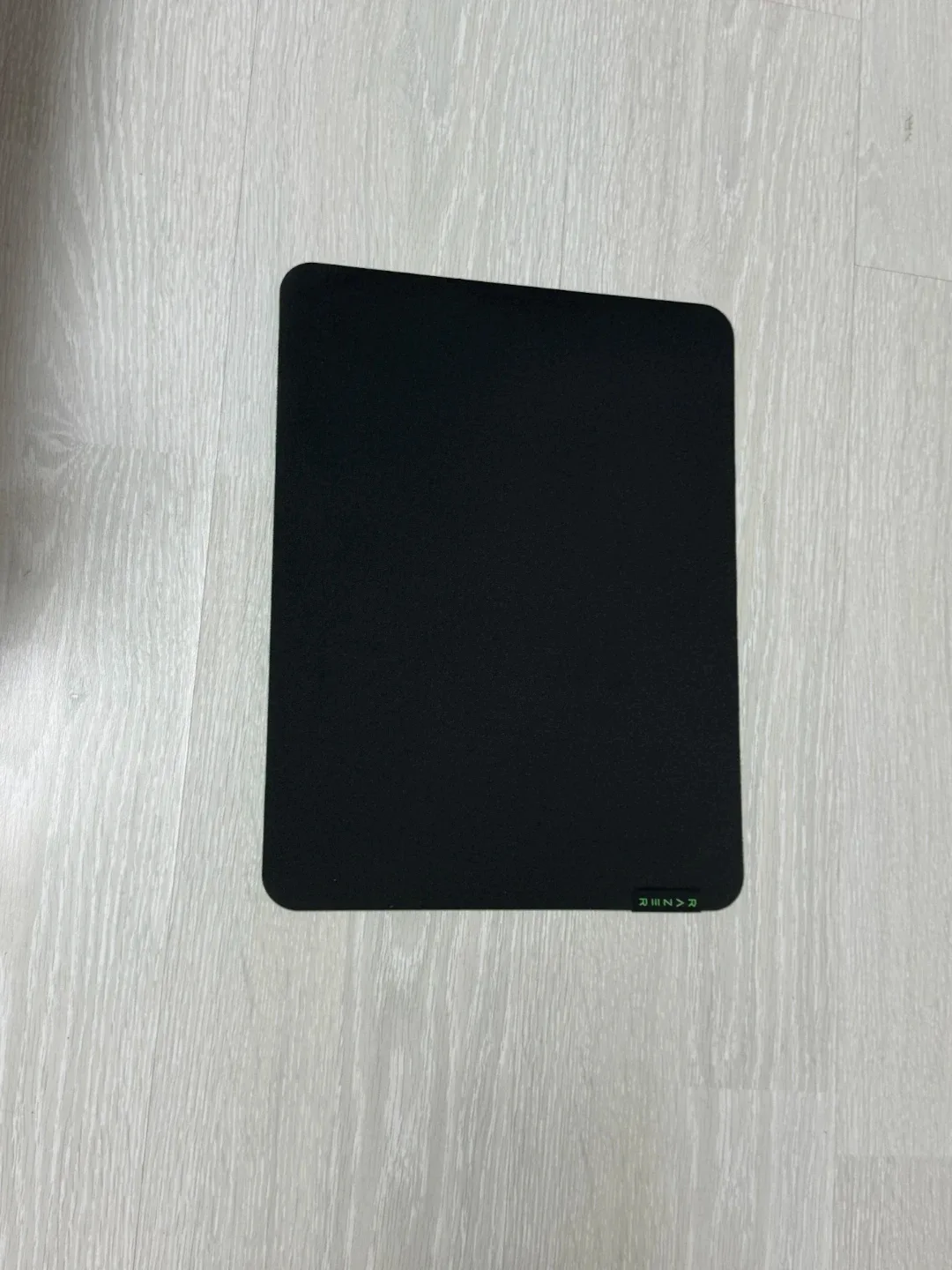 로지텍 마우스 + 레이저 마우스패드 세트