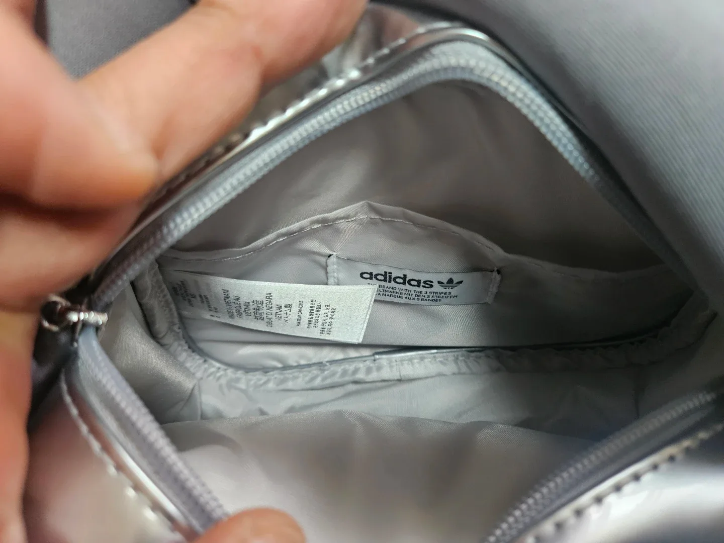아디다스 실버 미니백