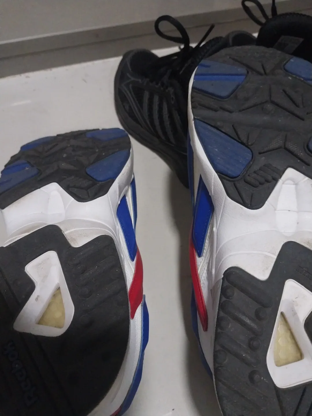 리복 운동화 260mm 화이트/블루/레드