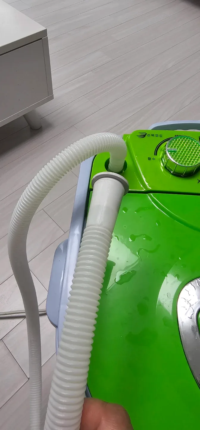 애플민트 미니세탁기 XP30-1208A