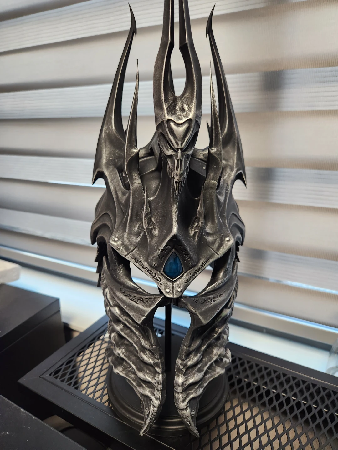 리치왕 아서스 지배의 투구 팝니다. | 취미/게임/음반