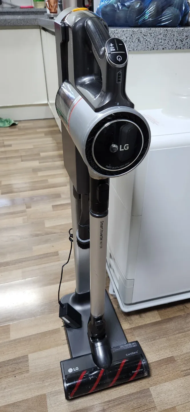 LG 코드제로 A9 무선청소기