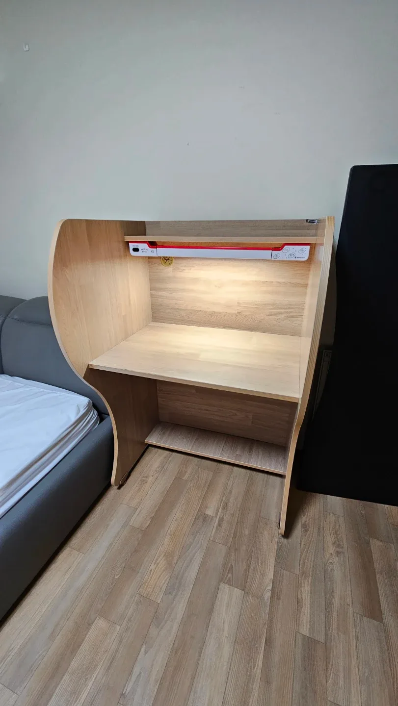 원목 독서실 책상 (LED 조명 포함)