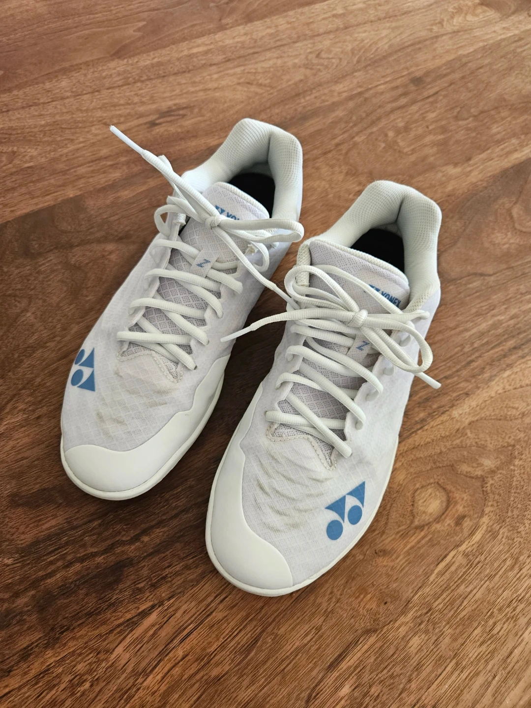 요넥스 에어러스Z2 배드민턴화 275mm
