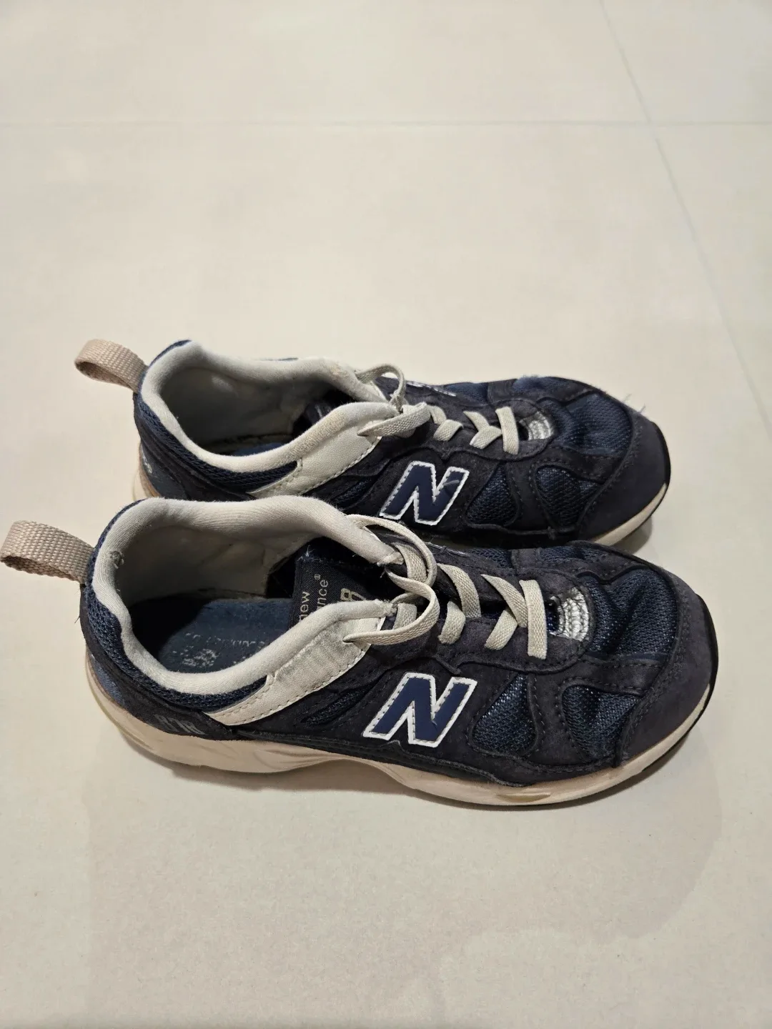 뉴발란스 878 네이비 키즈 운동화 200사이즈