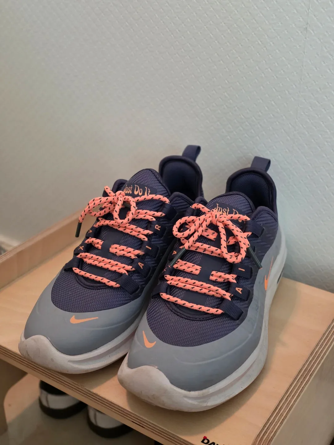 나이키 운동화 235