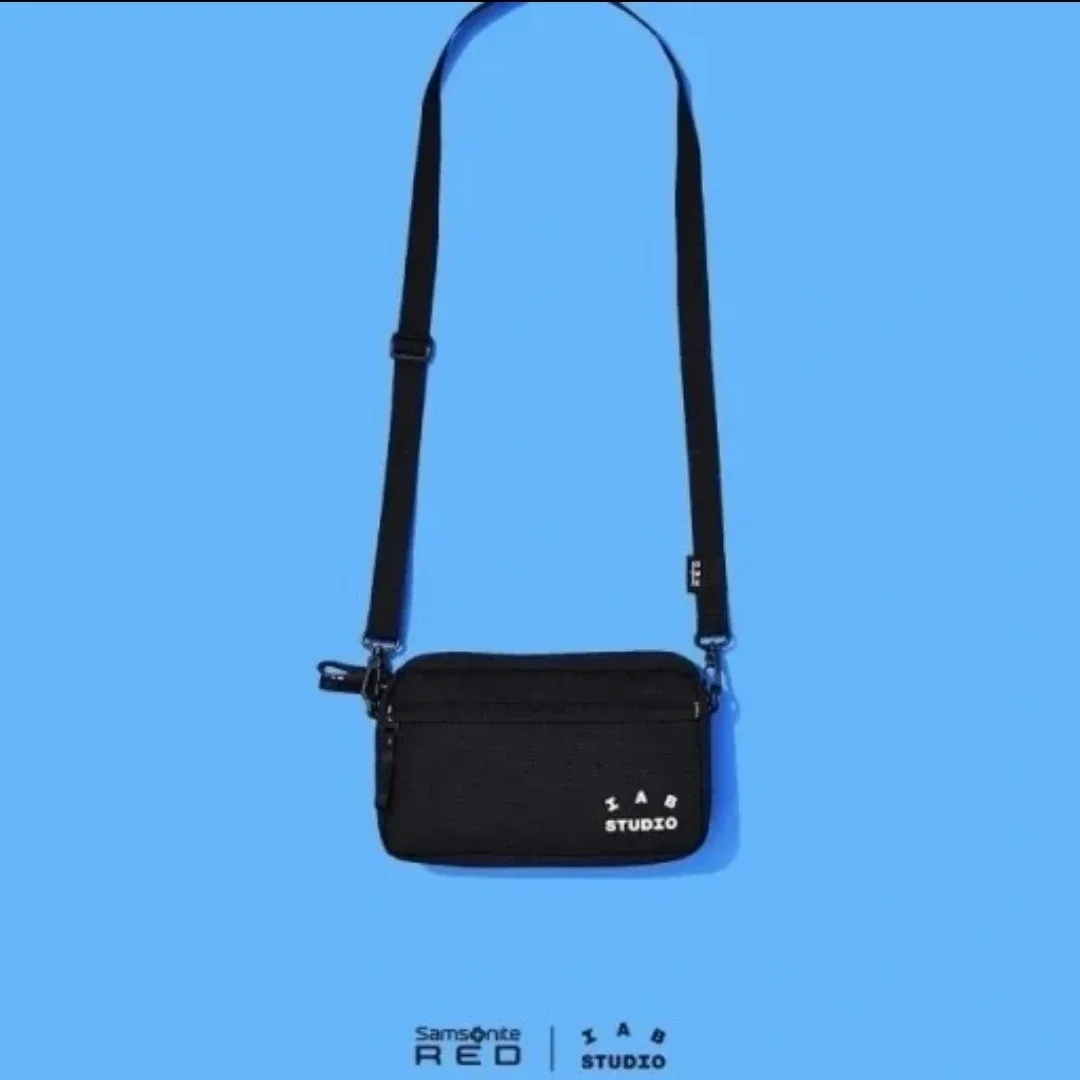 IAB STUDIO X SAMSONITE 크로스백 새상품