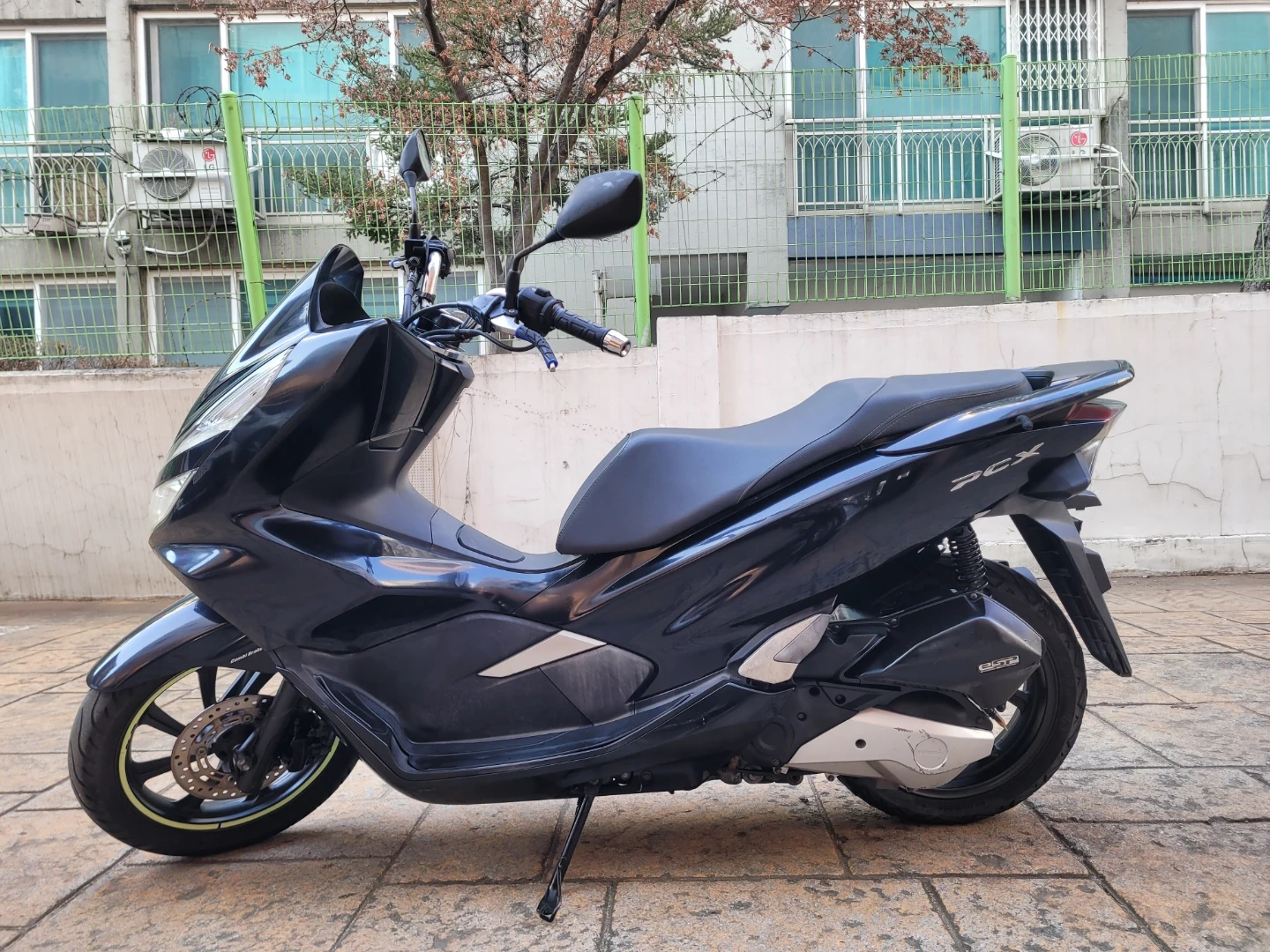 혼다. 피시엑스 pcx 125 스쿠터 오토바이 팝니다
