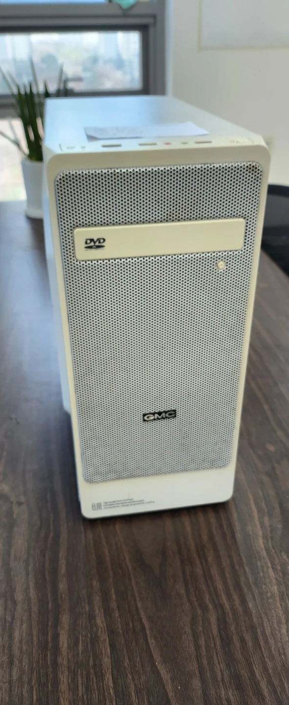 GMC 컴퓨터 본체
