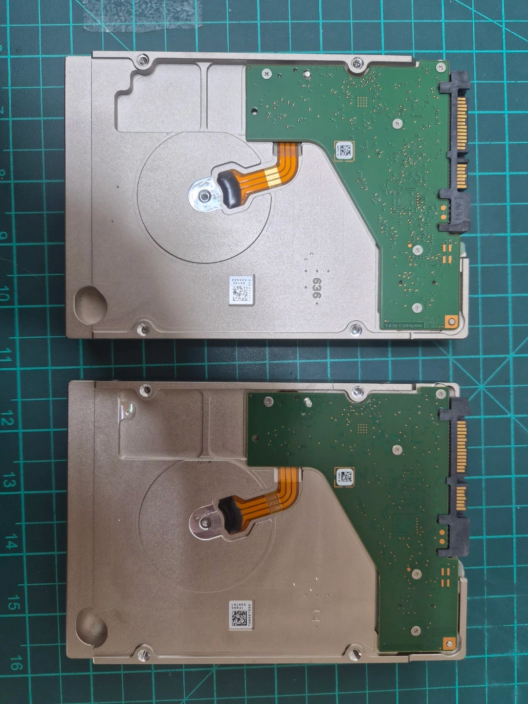 씨게이트 Barracuda Pro 8TB HDD 2개 | 디지털기기 | 당근 중고거래