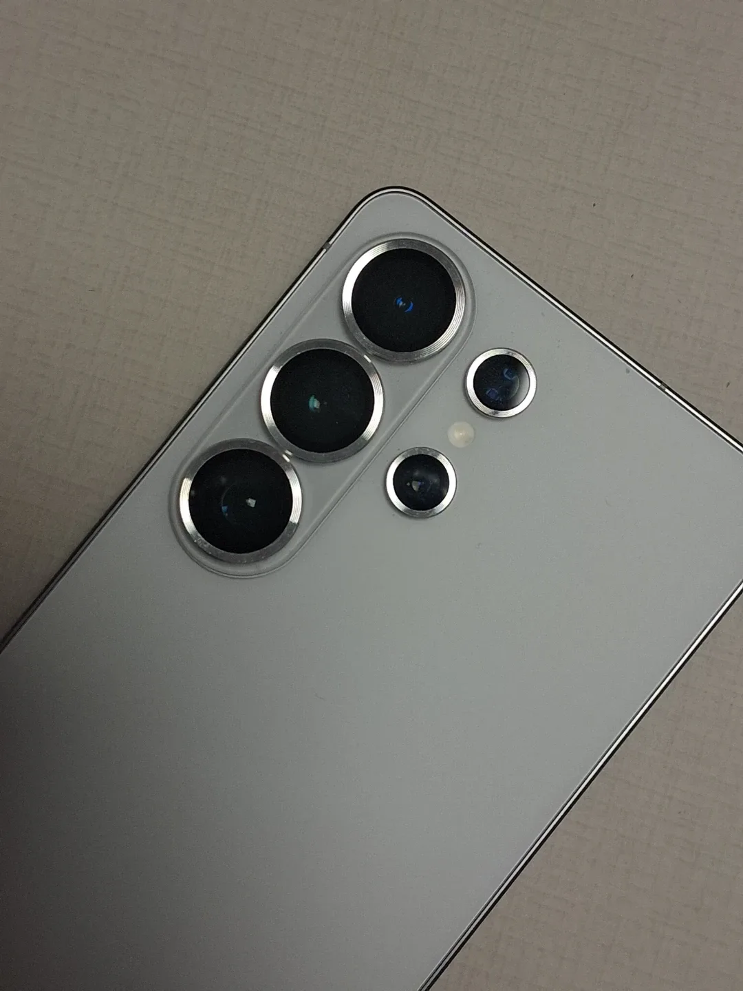 갤럭시 S26울트라 512GB 화이트 케이스티파이필름