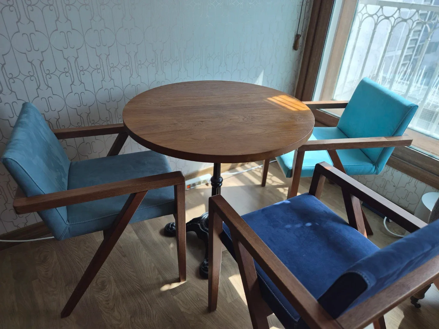 원목 테이블 & 의자 세트