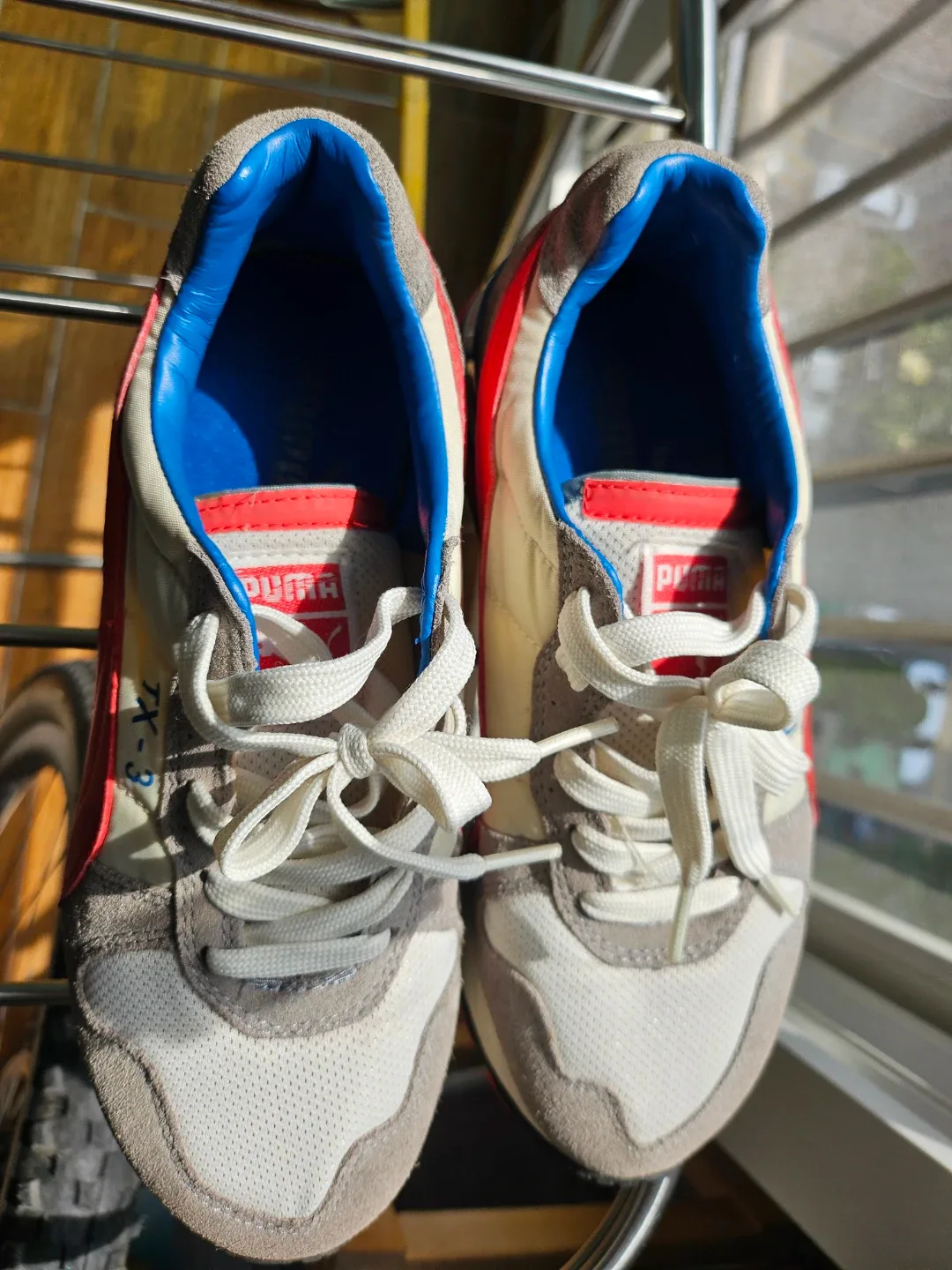 푸마 운동화 225mm