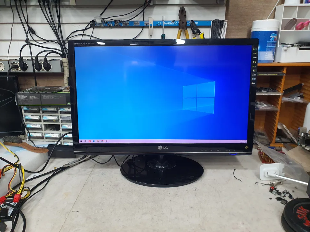 LG 27인치 티비 겸용 모니터
