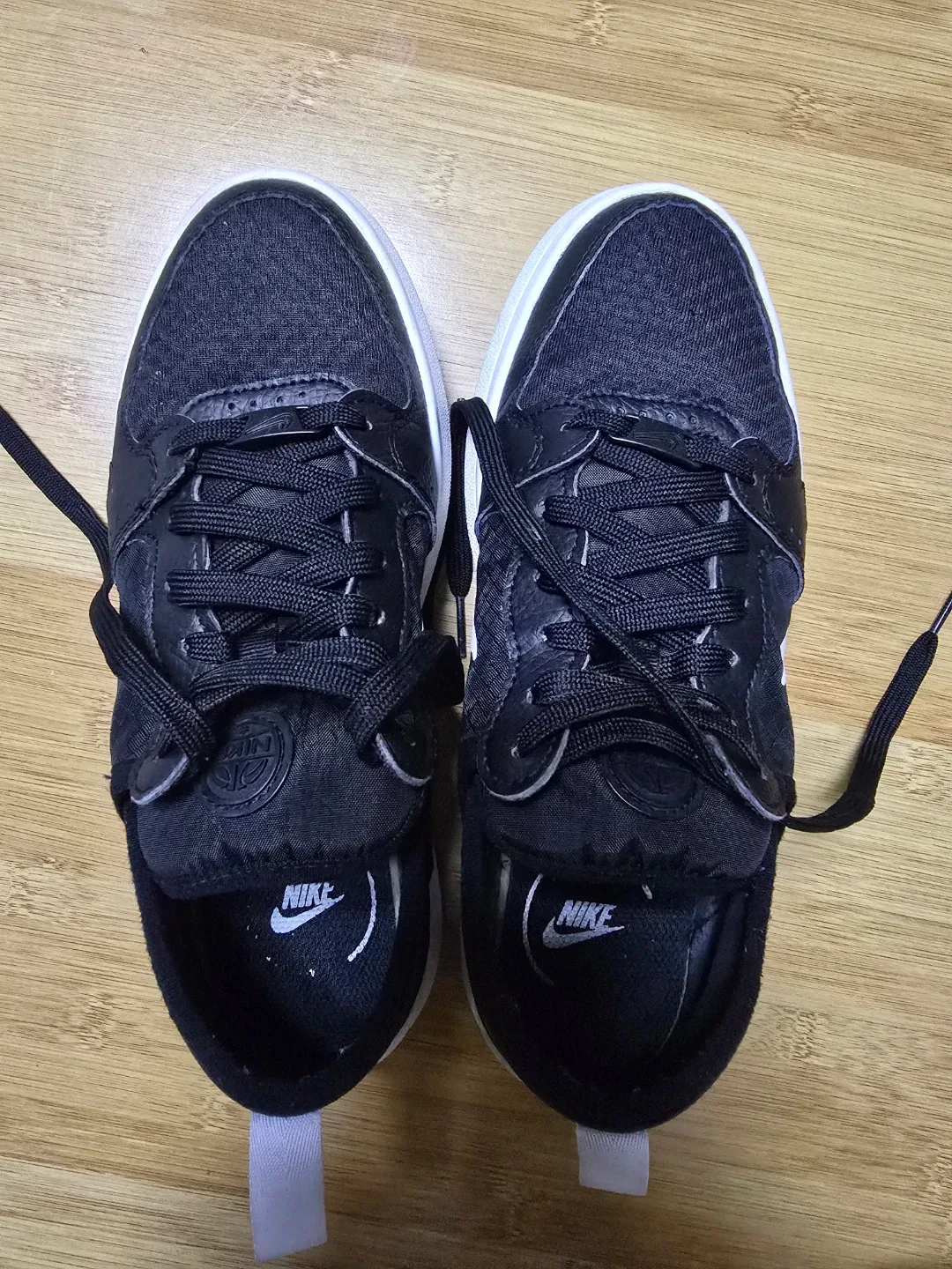 나이키 운동화 240mm