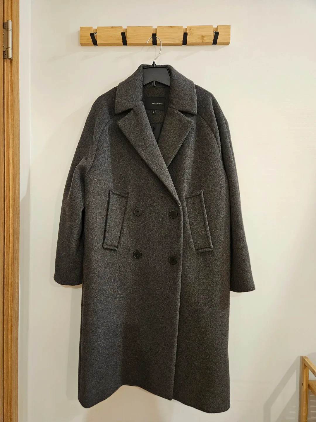 카이아크만 여성 더블 오버핏 코트