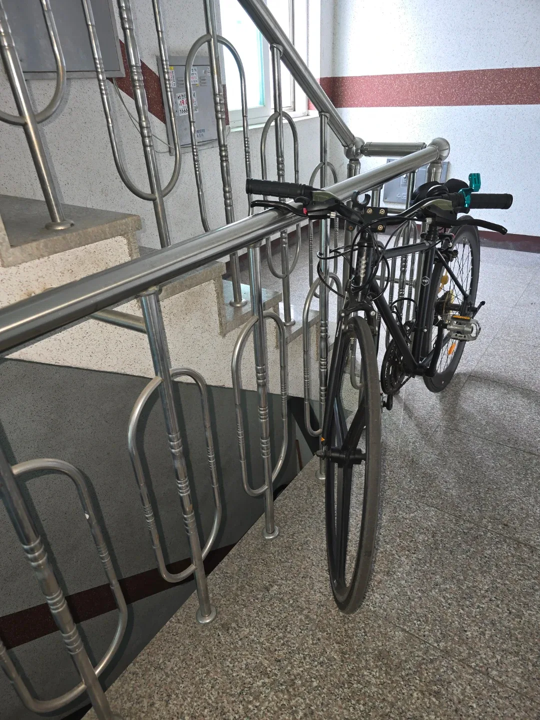 검정 픽시 자전거