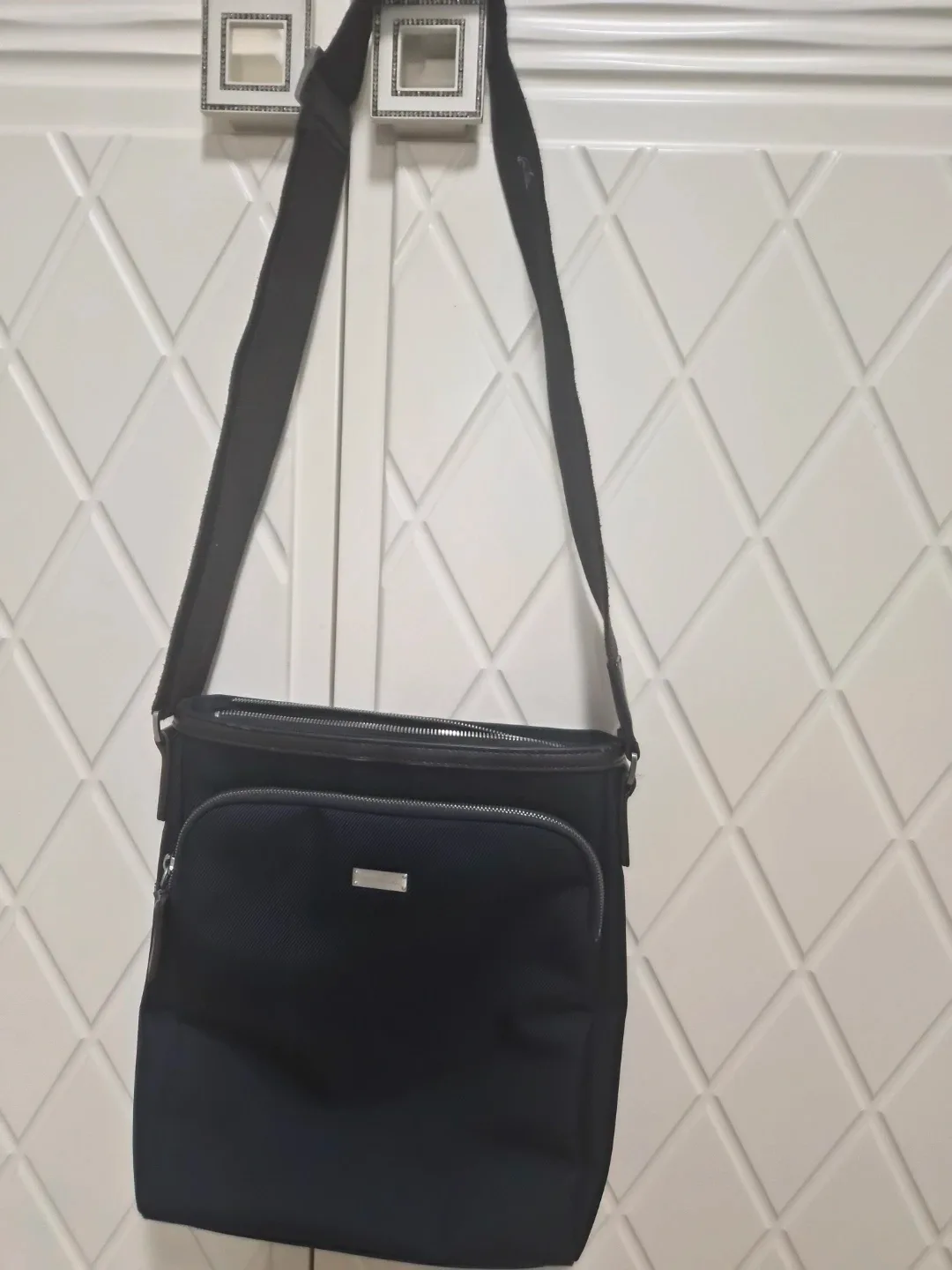 브렌트우드 남성 크로스백 네이비