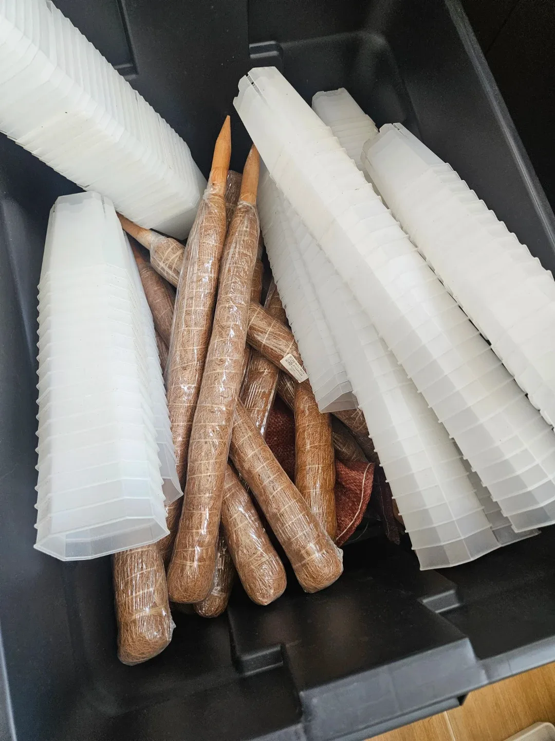 플라스틱 팟.식물지지대 나눔