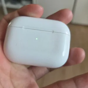 애플 에어팟 프로 2세대 본체
